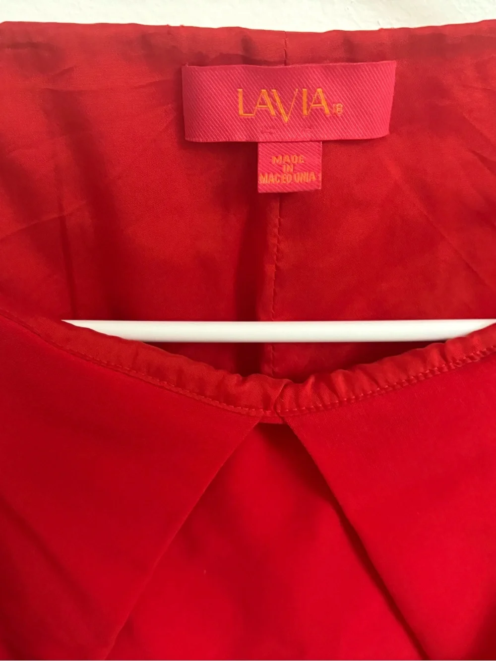 LAVIA 18 Red Pleated Round Neck Sleeveless Side Zip Top Sz IT 42/M fully lined